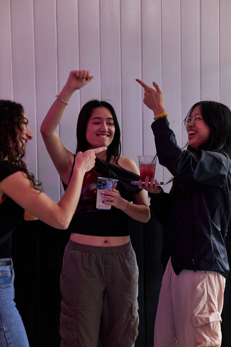 Proper Pre-Party — photo 8